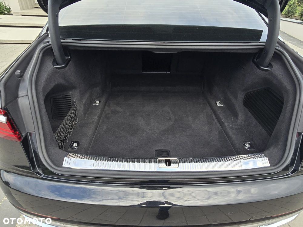 Audi A8 - 28
