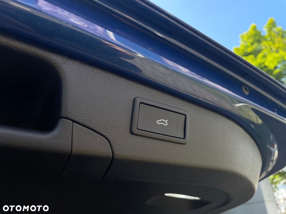 Volkswagen Passat Variant - 31