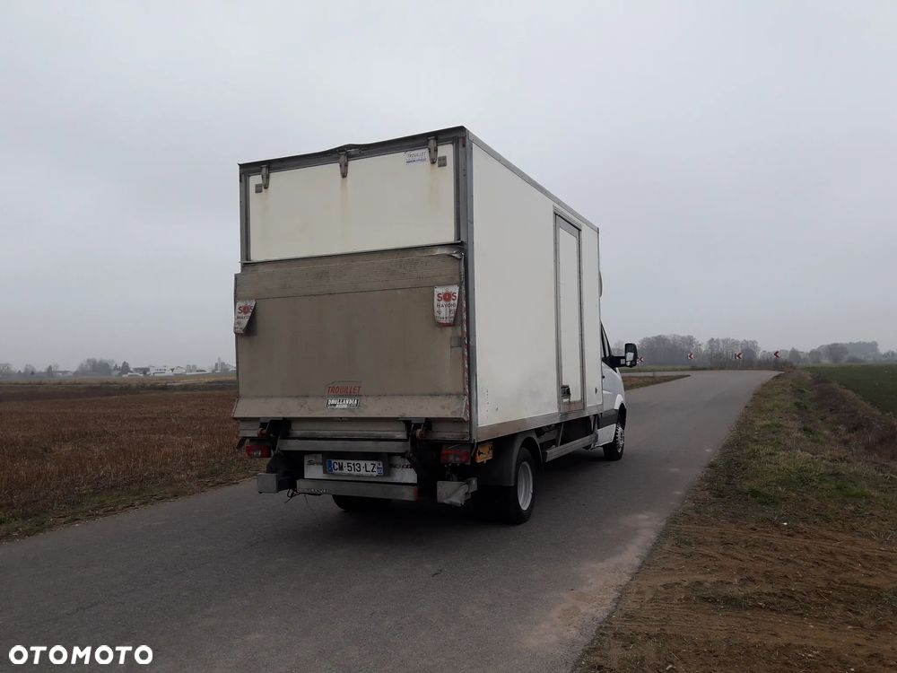 Mercedes-Benz Sprinter - 3