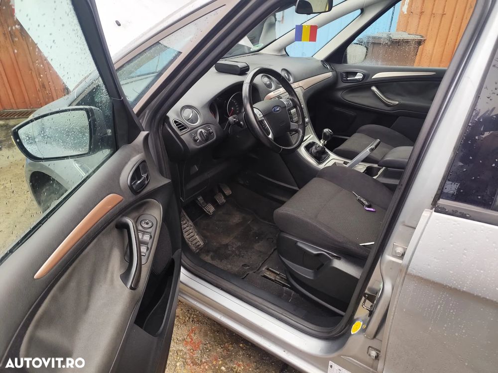 Ford S-Max 2.0 TDCi DPF Champions Edition - 17