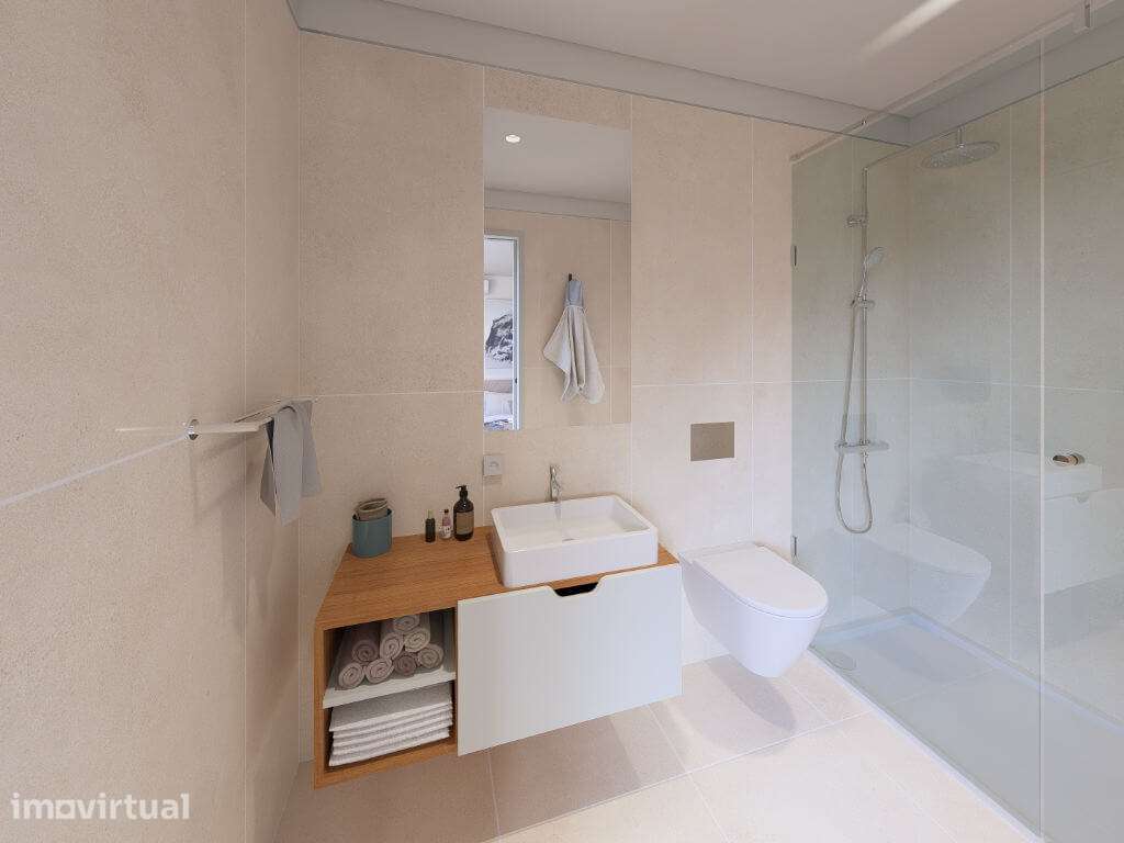 T1 Novo c/ Arrumo em Santa Marinha (Coimbrões) - Grande imagem: 5/9