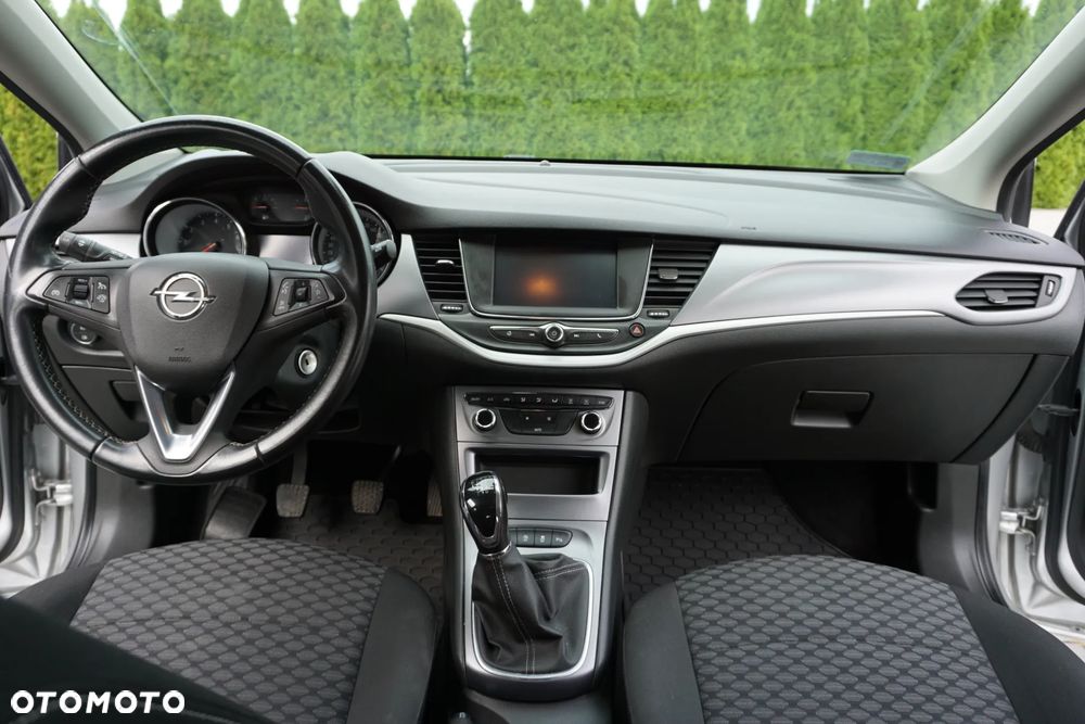 Opel Astra 1.4 T Elite S&S - 11