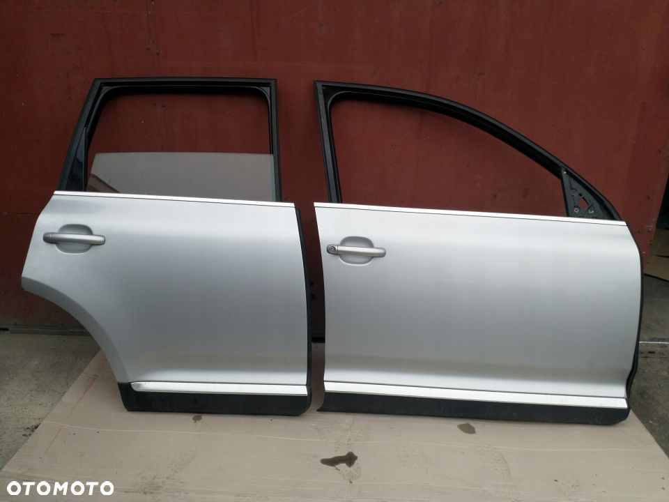 Drzwi VW Touareg 7L kod LC9Z lift kompletne tylne lewe - 2