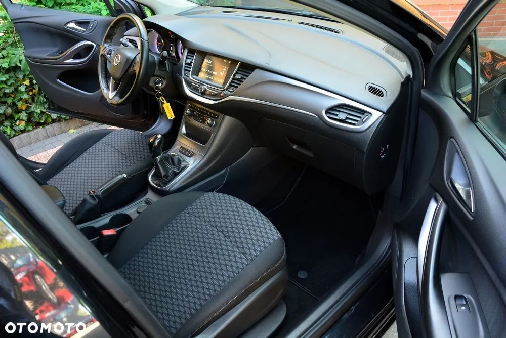 Opel Astra 1.4 Turbo Dynamic - 21