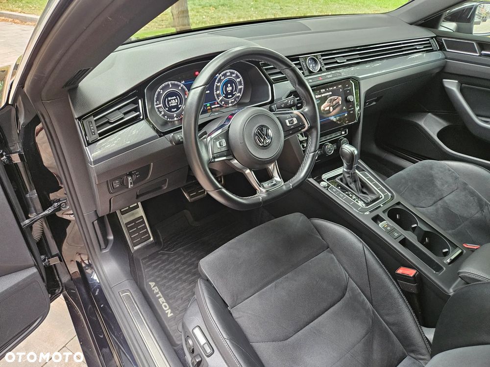 Volkswagen Arteon 2.0 TDI SCR R-Line DSG - 12