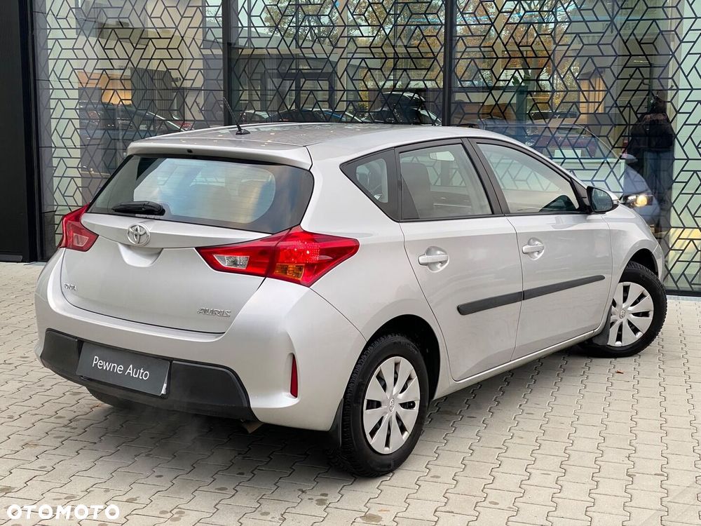 Toyota Auris 1.6 Active - 12