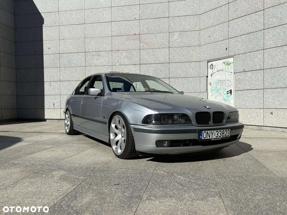 BMW Seria 5 - 1