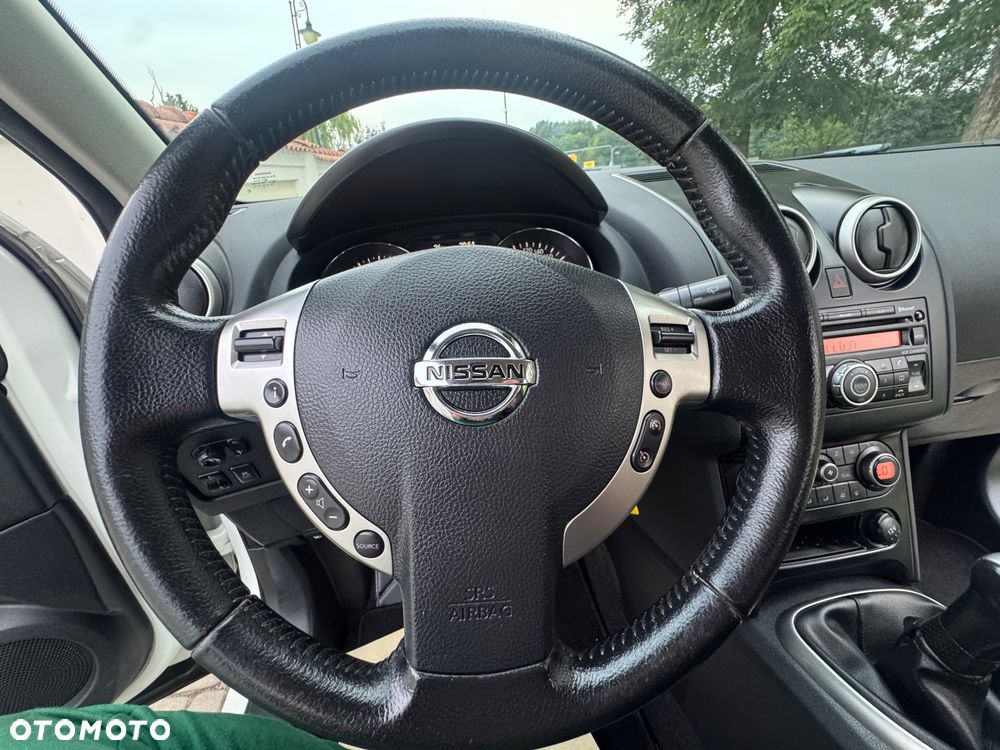 Nissan Qashqai - 15
