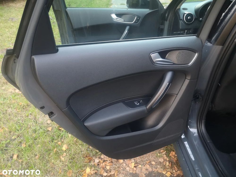 Audi A1 Sportback 1.0 TFSI ultra sport - 24