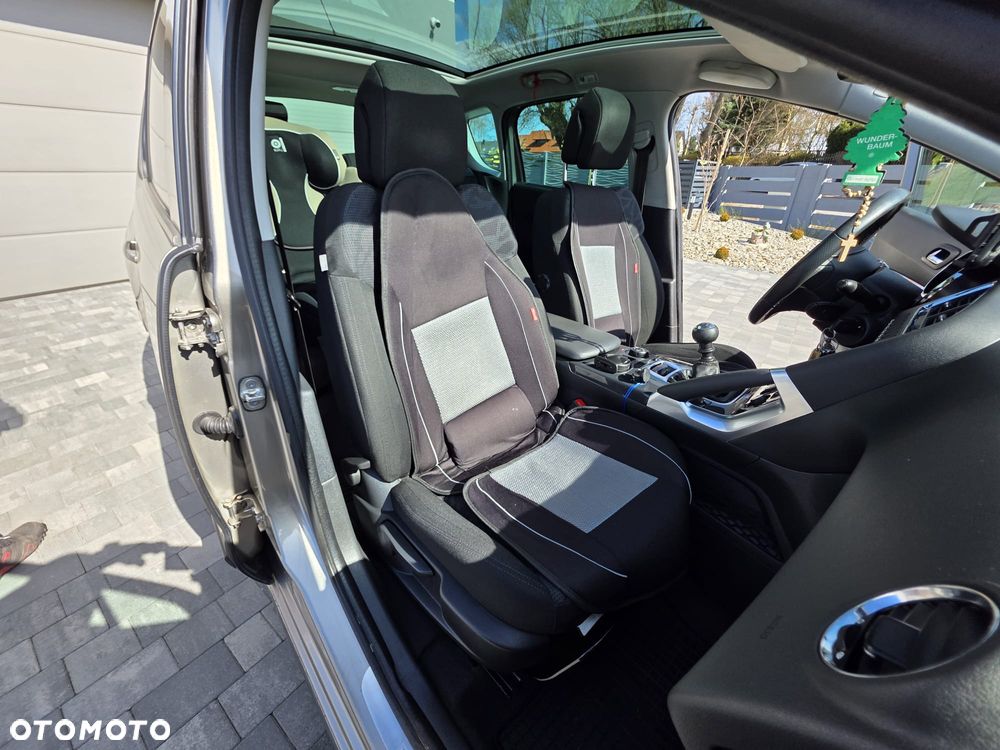 Peugeot 3008 2.0 HDi Premium+ - 18