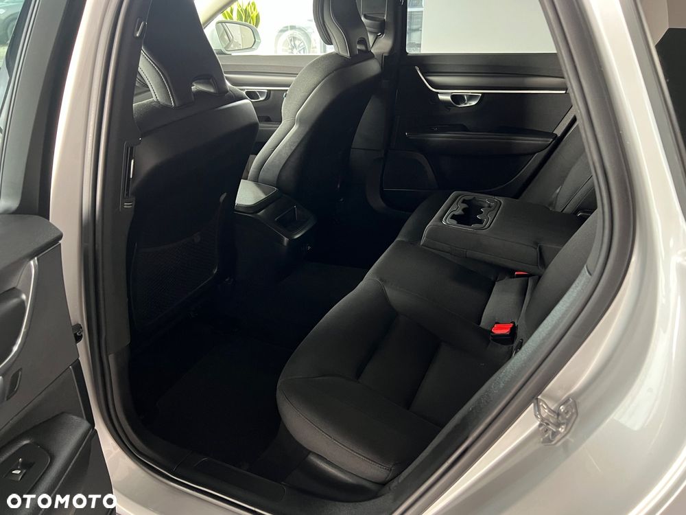 Volvo V90 - 26