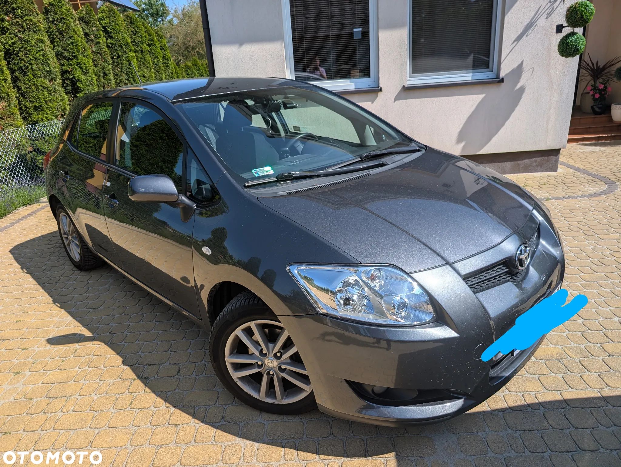 Toyota Auris 1.6 VVT-i Sol - 1