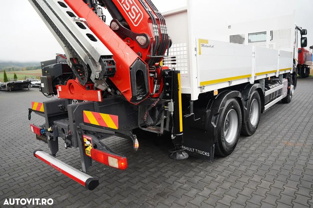 Renault C 380 / 6x4 / LIVRARE 6,7 m / + HDS FASSI F215A / MAX 5.600 KG / ROTATOARE / ANVELOPE 100% / EURO 6 - 17