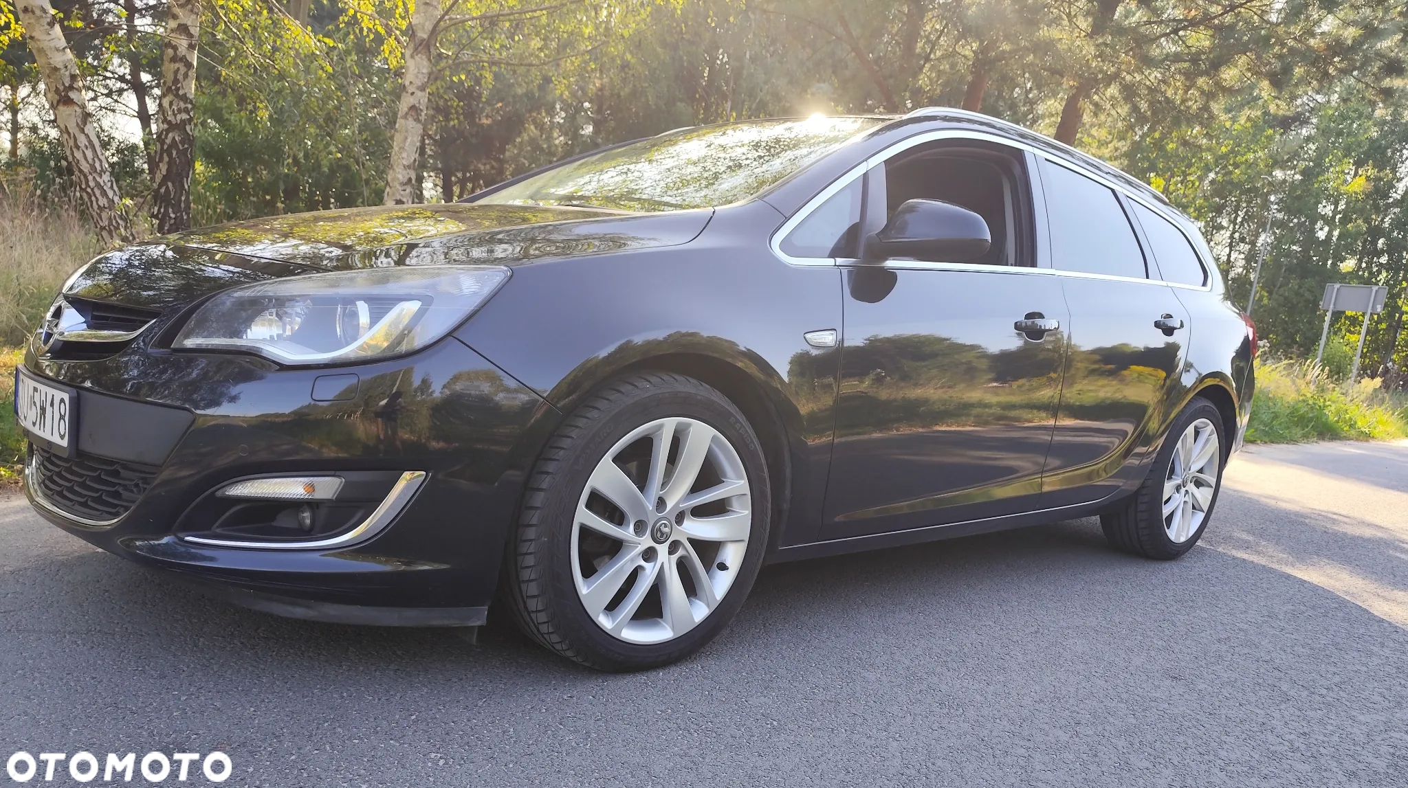Opel Astra IV 1.6 CDTI Cosmo - 3