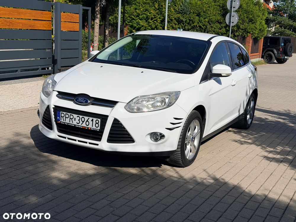 Ford Focus 1.6 EcoBoost Gold X (Trend) - 1