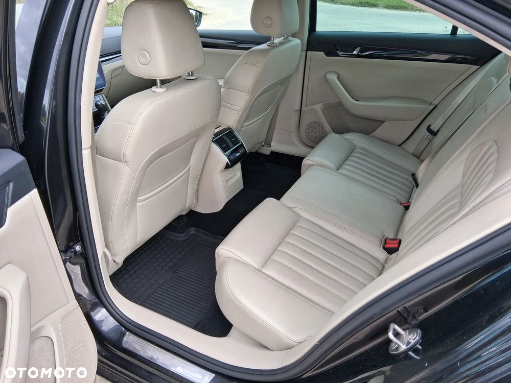 Skoda Superb 2.0 TSI 4x4 L&K DSG - 8