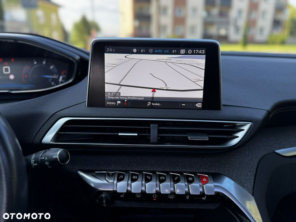 Peugeot 3008 2.0 HDi Premium+ - 11