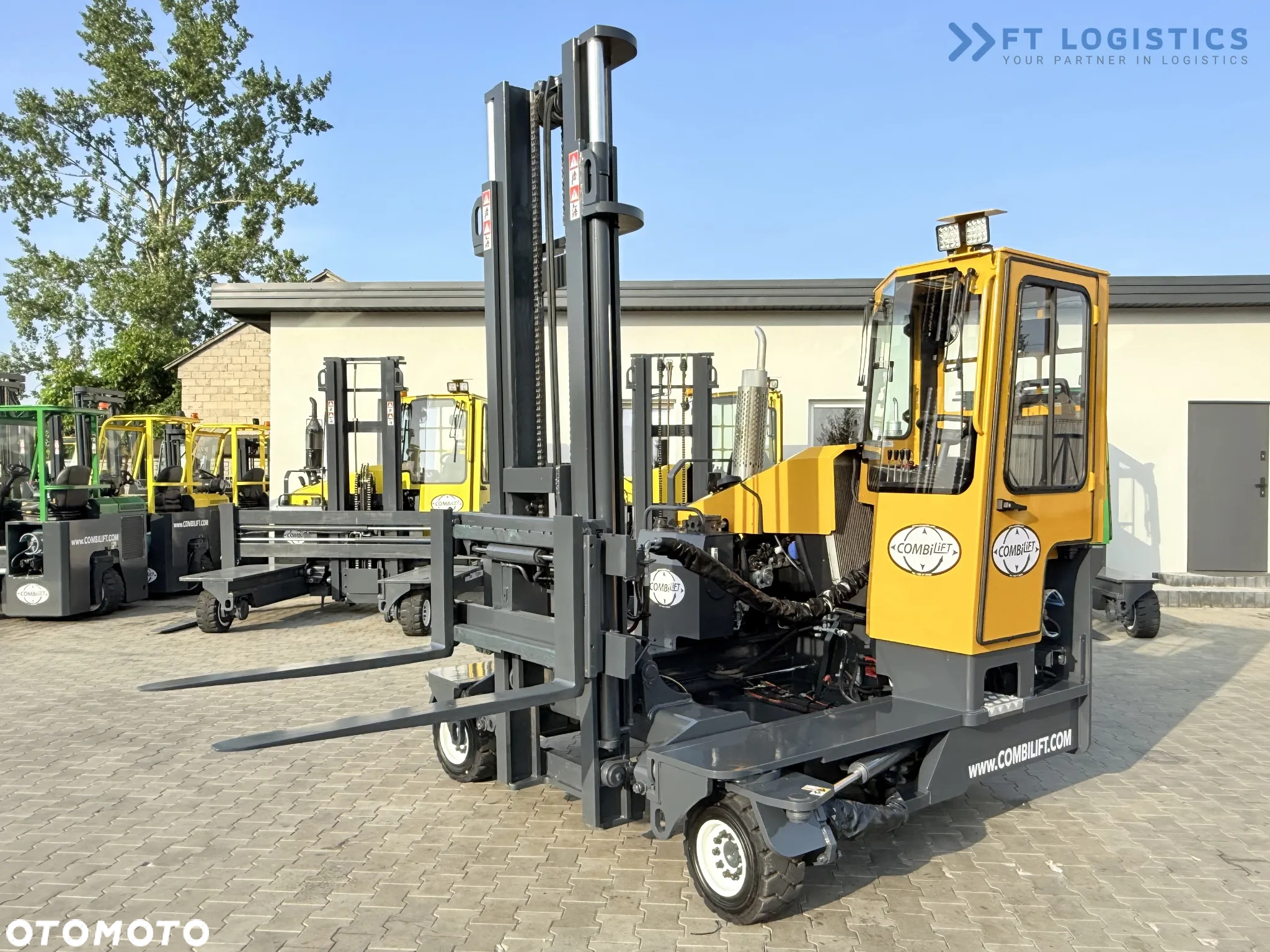 Combilift WÓZEK CZTEROKIERUNKOWY - WIELOKIERUNKOWY C4000 / GAS / DUPLEX 4500MM /JEDYNE 6604 MOTOGODZIN /  PRZESUW WIDEŁ / PEŁNA KABINA / STAN IDEALNY / Szeroka oferta wózków czterokierunkowych i bocznych, dopasowanych do różnorodnych potrzeb i zastosowań - 27