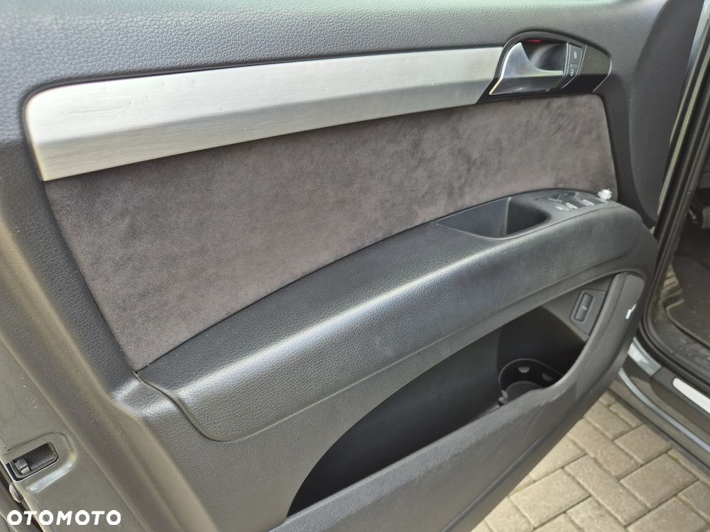 Audi Q7 - 15