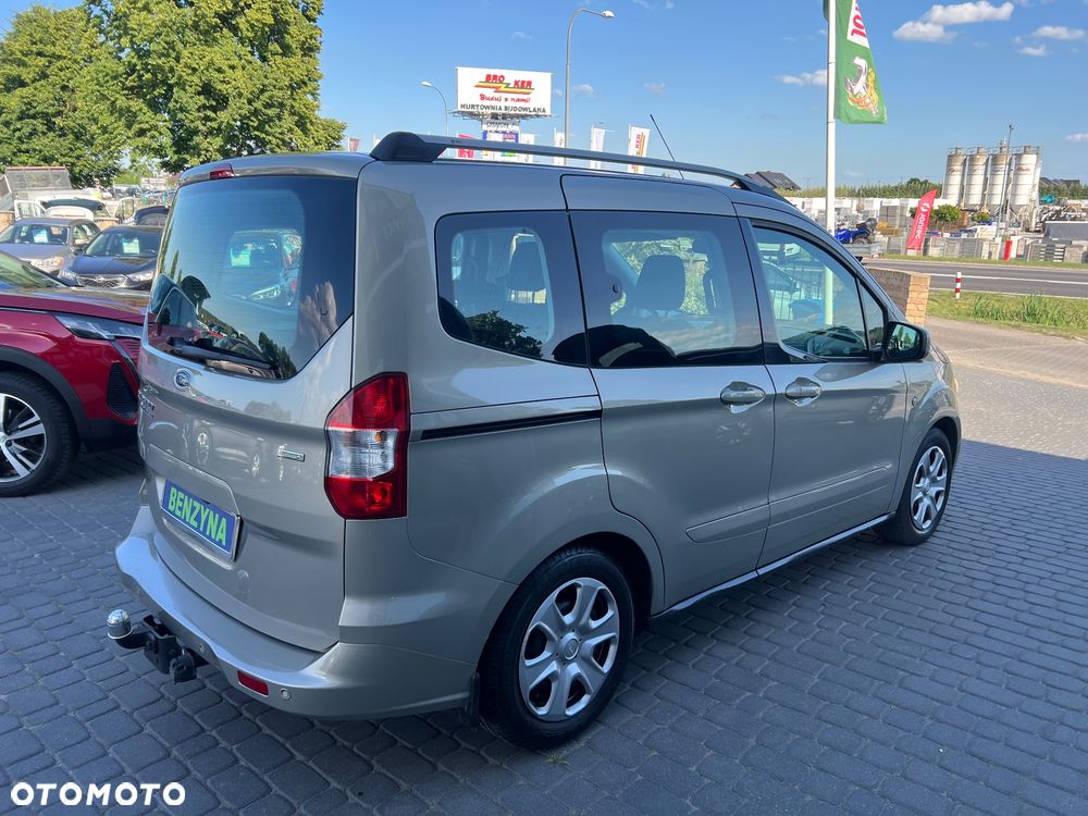Ford Tourneo Courier - 6