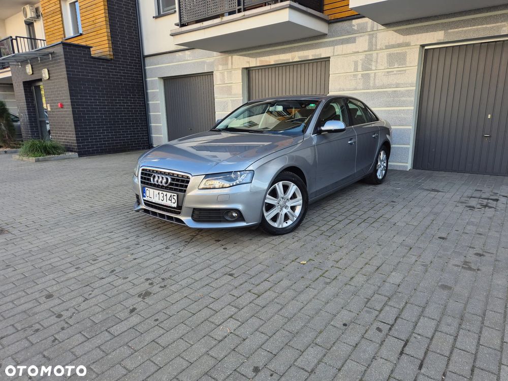 Audi A4 - 1