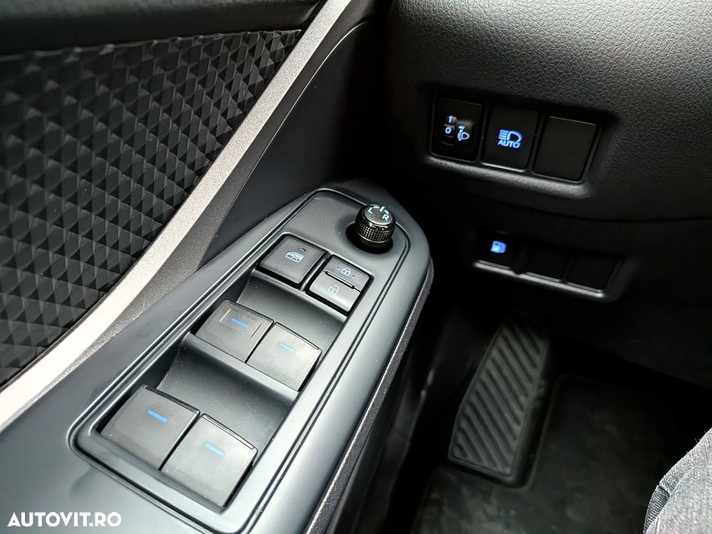 Toyota C-HR 1.8 HSD 122 CP 4x2 CVT C-enter - 13