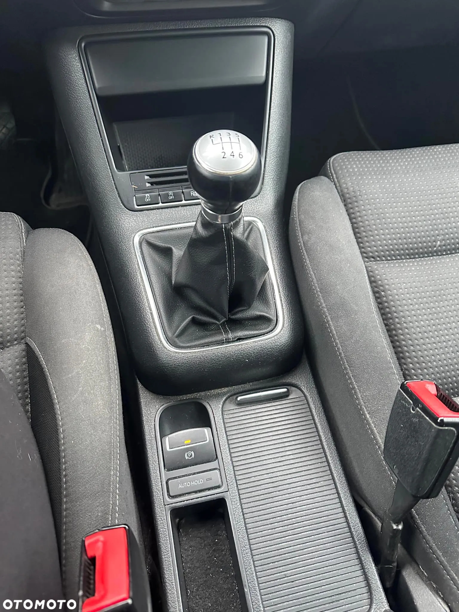 Volkswagen Tiguan 2.0 TDI DPF BlueMotion Technology Sport & Style - 11