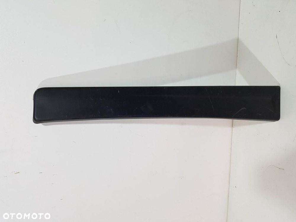 RENAULT RANGE GAMA T PANEL OWIEWKA SPOILER ZAKABINOWY PRAWY 82558467 ORYGIN