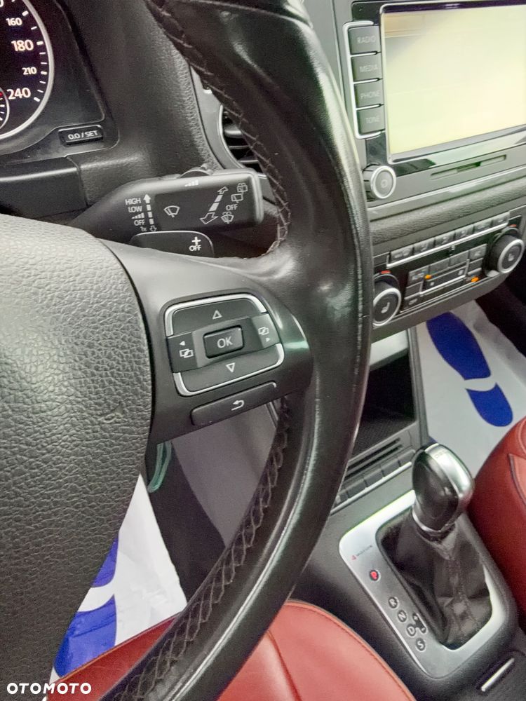 Volkswagen Tiguan - 32