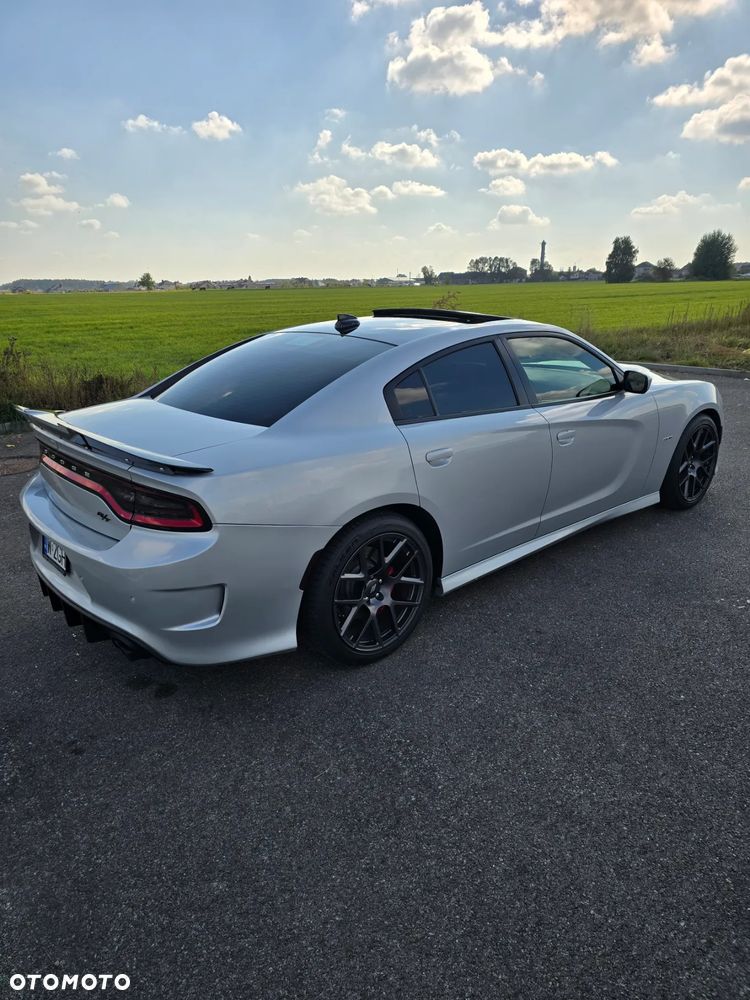 Dodge Charger 5.7 R/T - 9