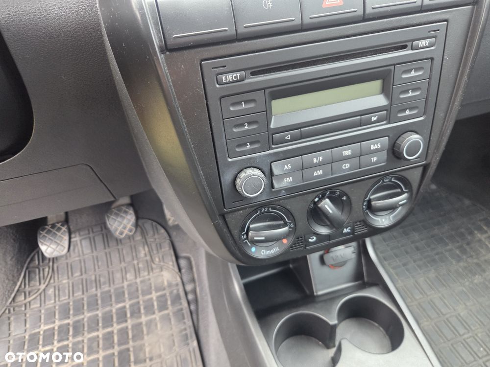 Volkswagen Fox - 7