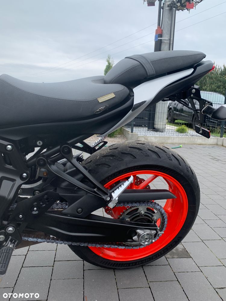 Yamaha MT - 7