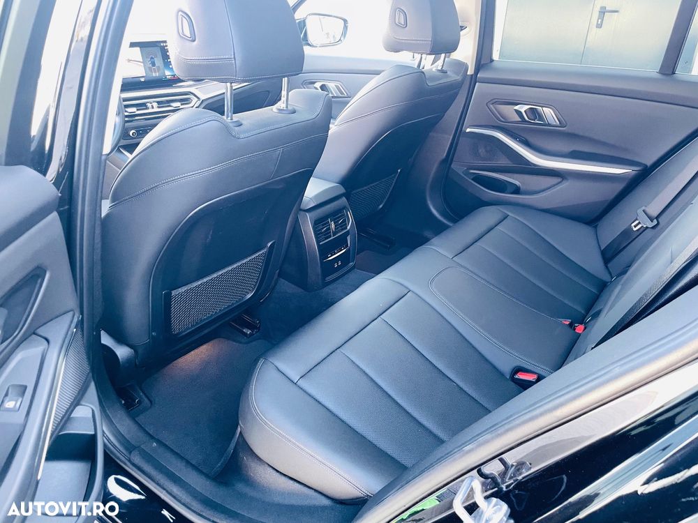 BMW Seria 3 320d xDrive AT MHEV - 13