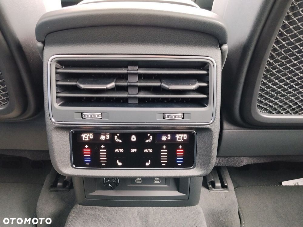 Audi Q7 - 17