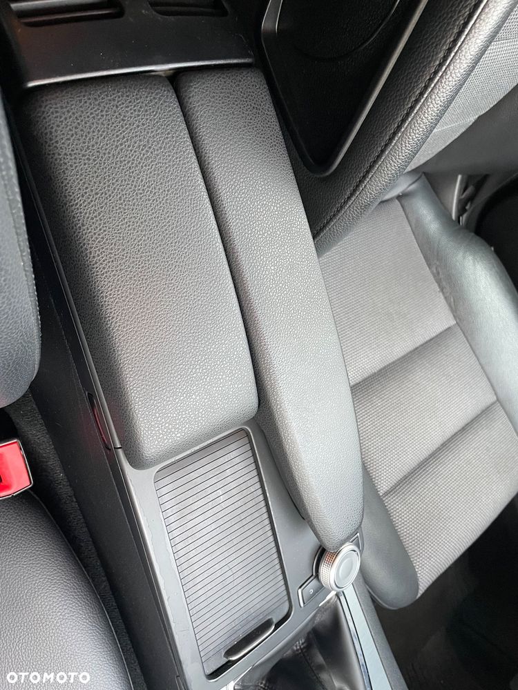 Mercedes-Benz Klasa C - 37