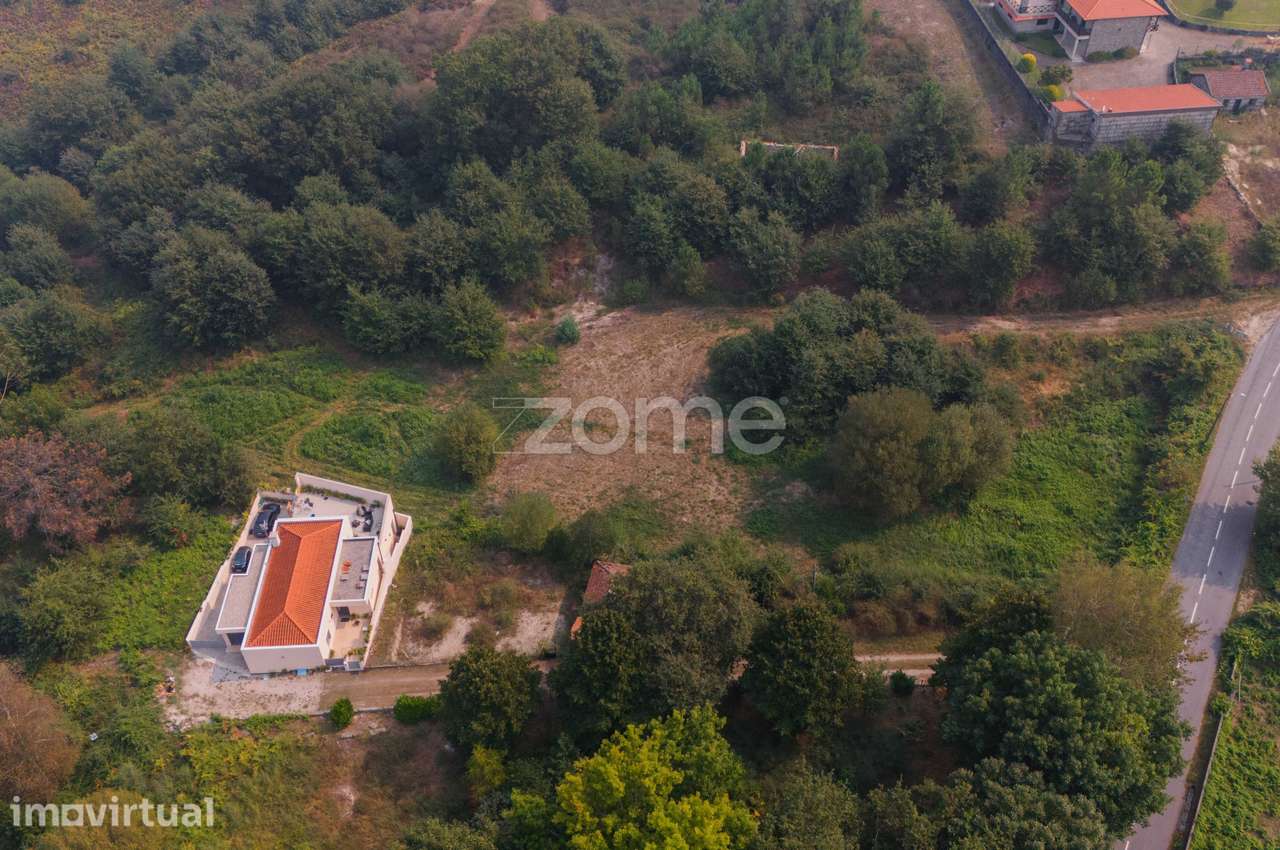 Terreno com 12.350 m², localizado na União de Freguesias de Caniçad... - Grande imagem: 2/19