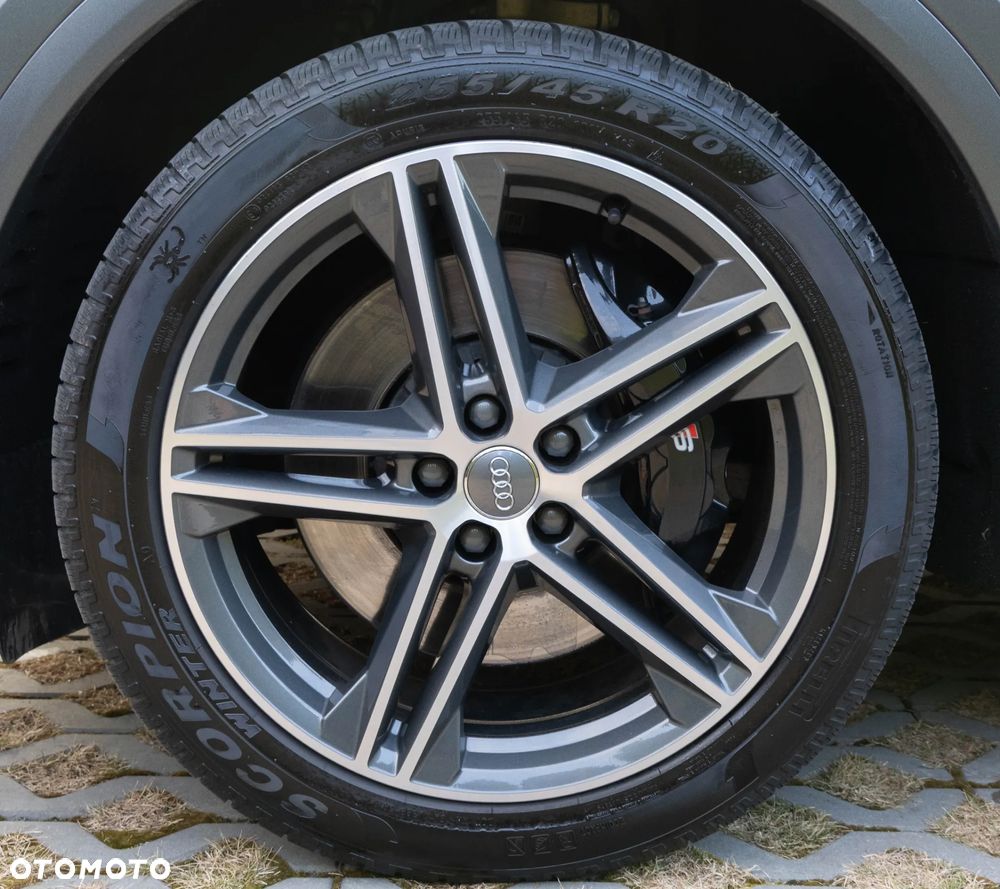 Audi SQ5 - 10