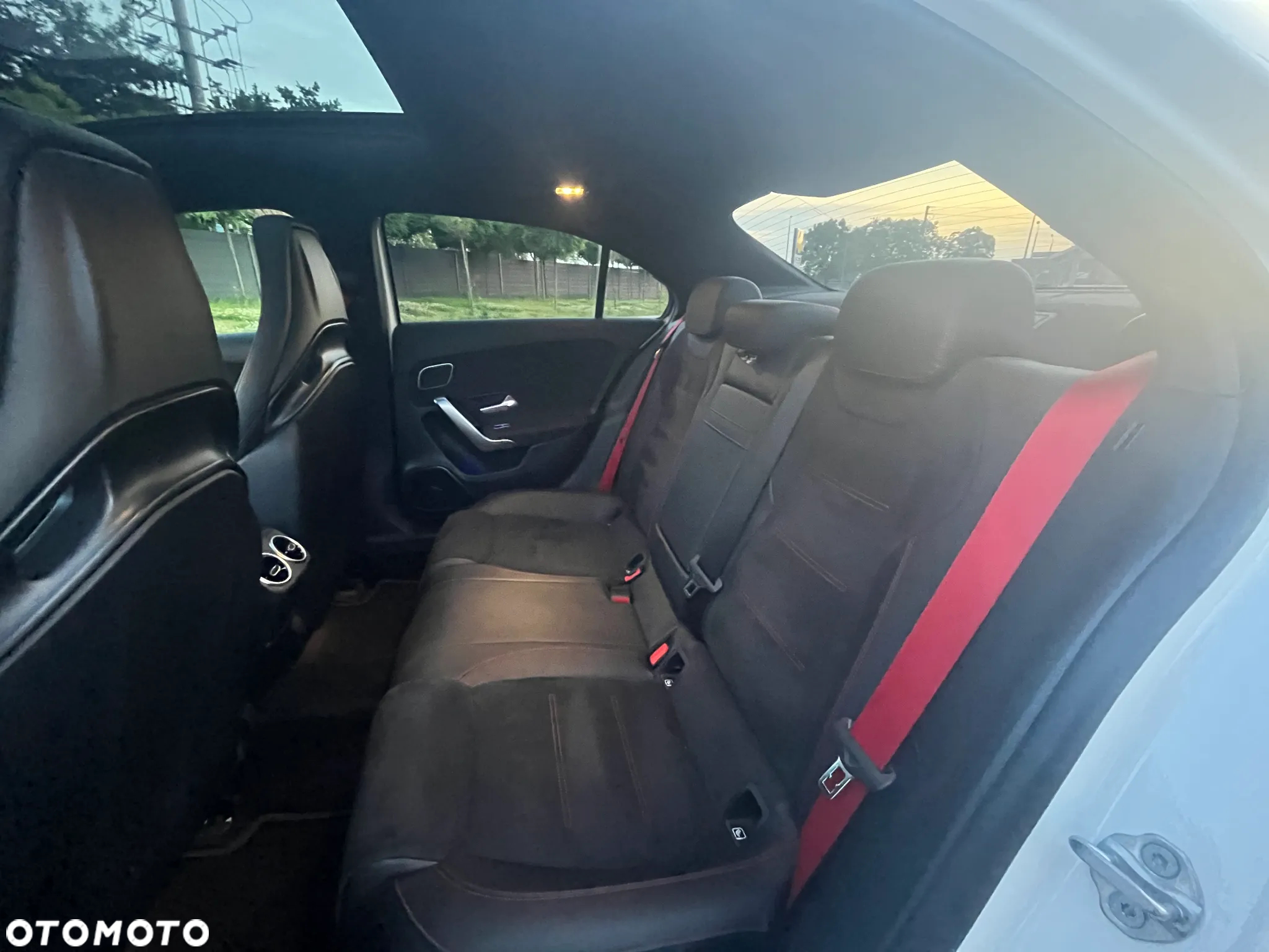 Mercedes-Benz Klasa A 35 AMG 4-Matic 7G-DCT - 28