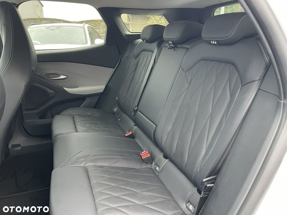 Ford Explorer Dual-Elektromotor Extend Range AWD 79kWh Premium - 11