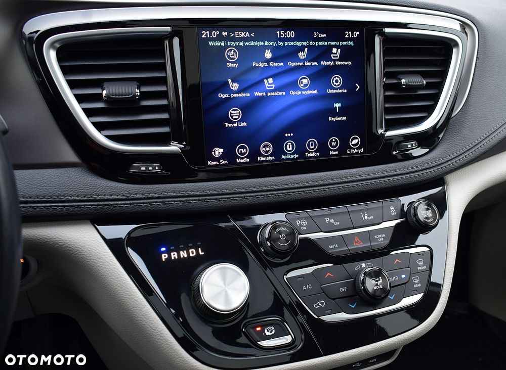 Chrysler Pacifica - 13
