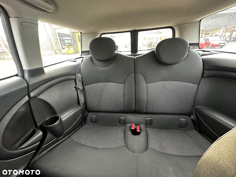 MINI Clubman Cooper D - 12