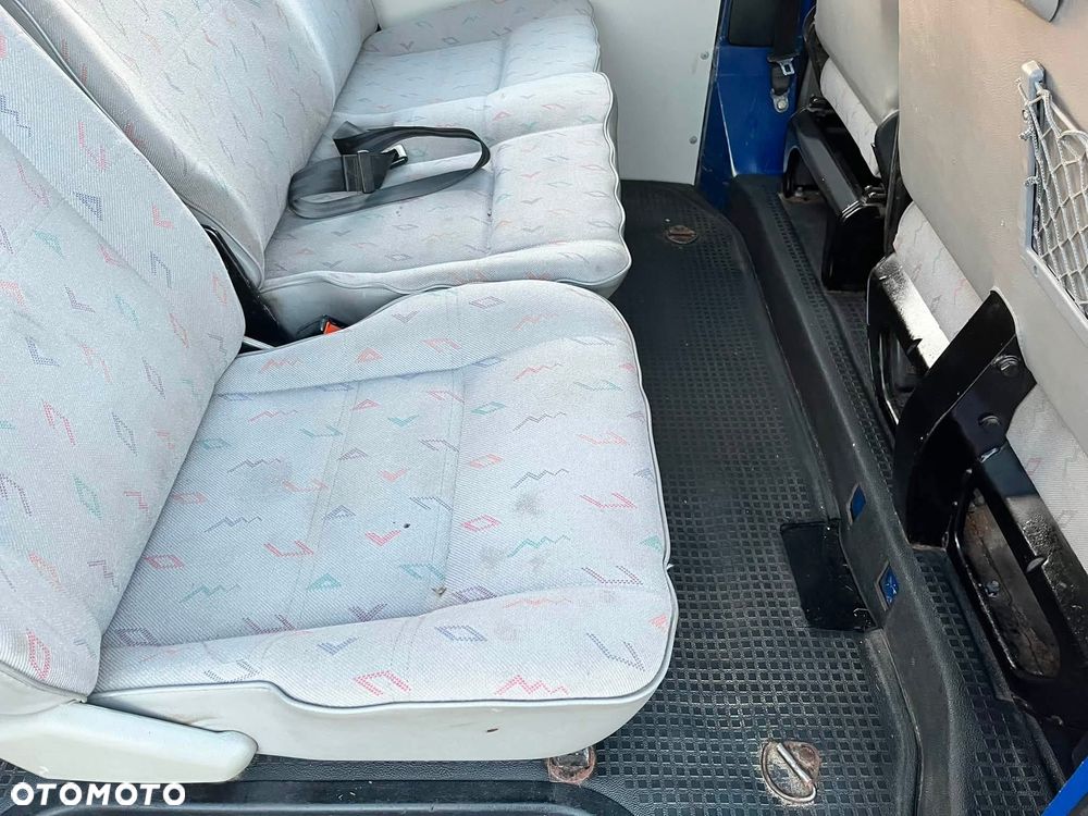 Volkswagen Transporter - 15