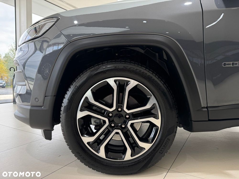 Jeep Compass - 18