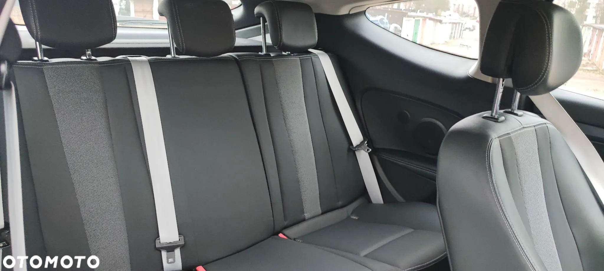 Renault Megane Grandtour ENERGY TCe 115 Start & Stop Bose Edition - 32
