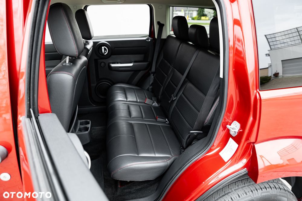 Dodge Nitro 2.8 CRD DPF Automatik R/T - 19