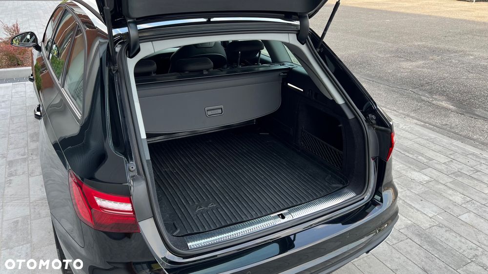 Audi A4 Avant 35 TDI mHEV Advanced S tronic - 16