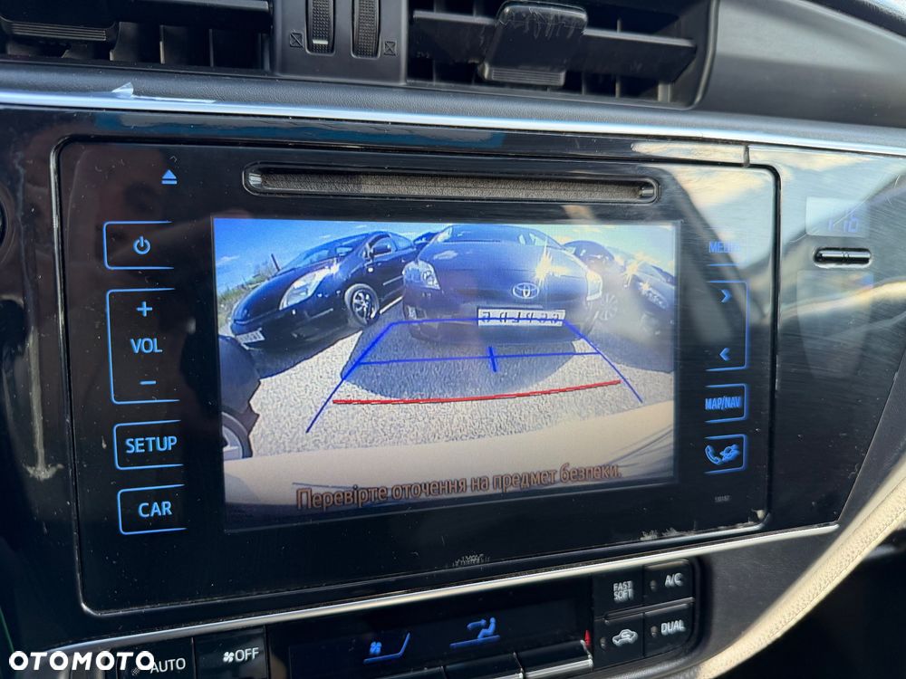 Toyota Corolla 1.6 Prestige EU6 - 21