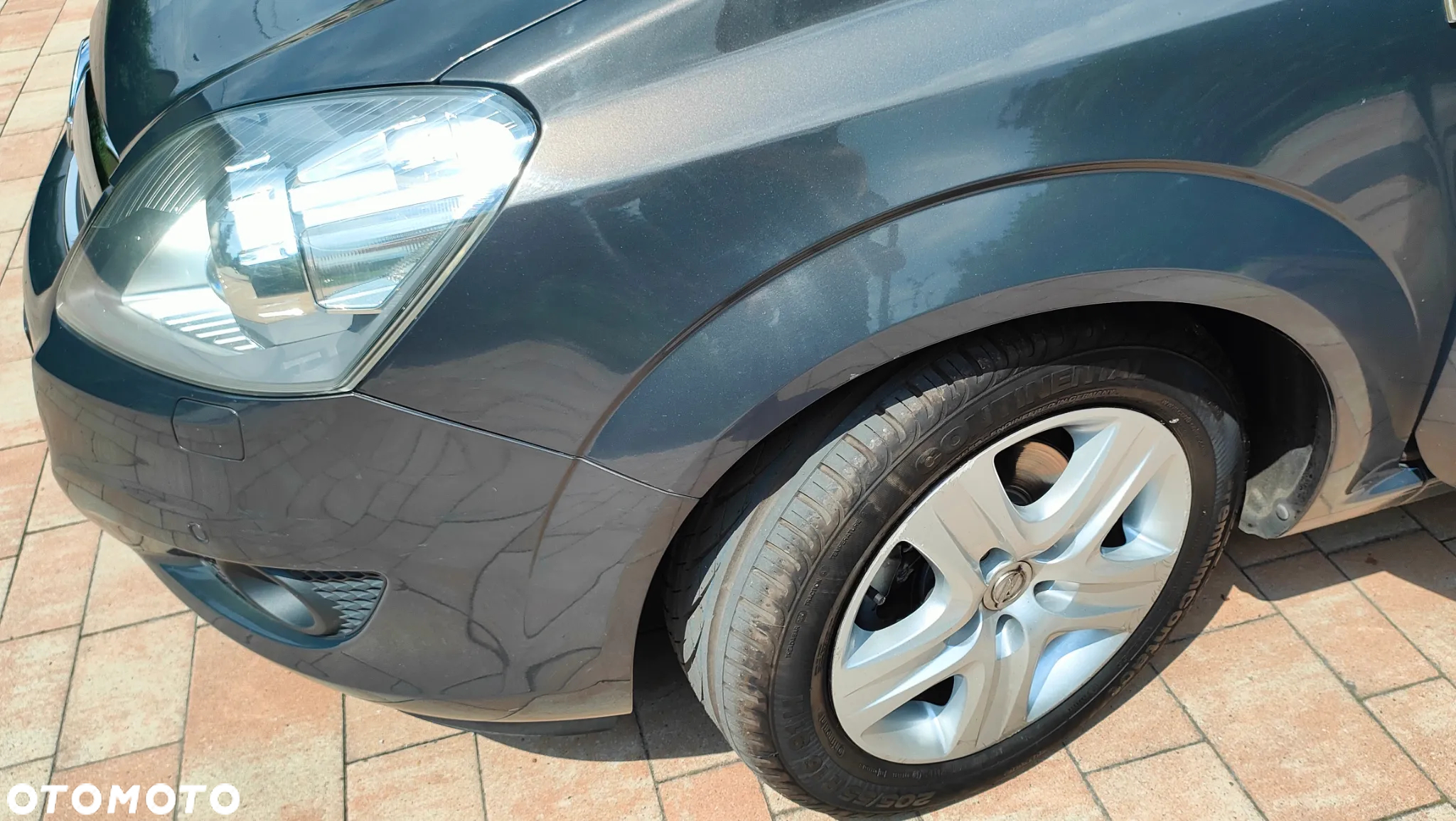 Opel Zafira 1.8 Cosmo - 19