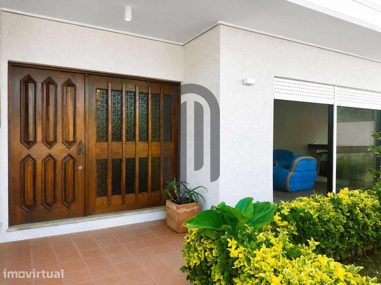Moradia T4 independente em Miramar para arrendamento - Grande imagem: 4/51