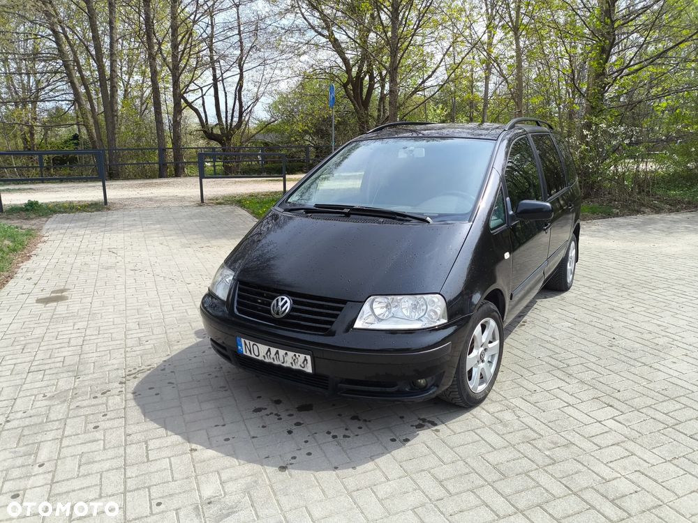 Volkswagen Sharan 1.8T Comfortline - 1